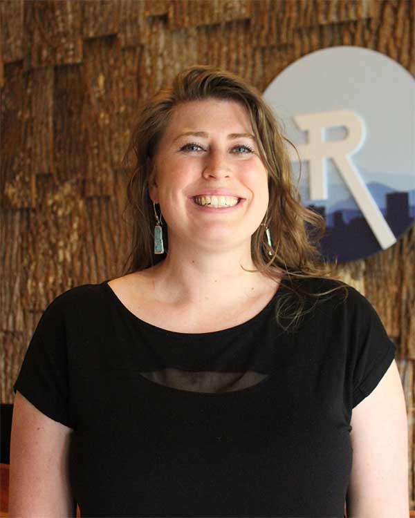 Dr. Sarah Ruszel